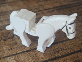 lego White Horse, Movable Legs with Black Eyes, 10352c01pb06