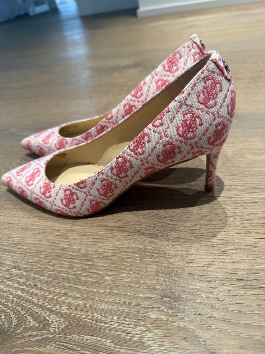 Guess Damenschuhe: Guess Pumps Sambalia Gr 39 – Neu (gemäss Beschreibung) aus Oberentfelden von mir_6dfk 2