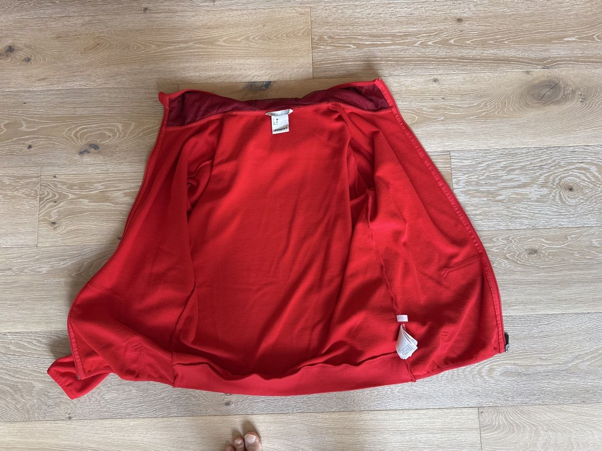 Jacken: Uhlsport Jacke Rot Grösse M/M – Gebraucht aus Schlierbach von Lega1 2