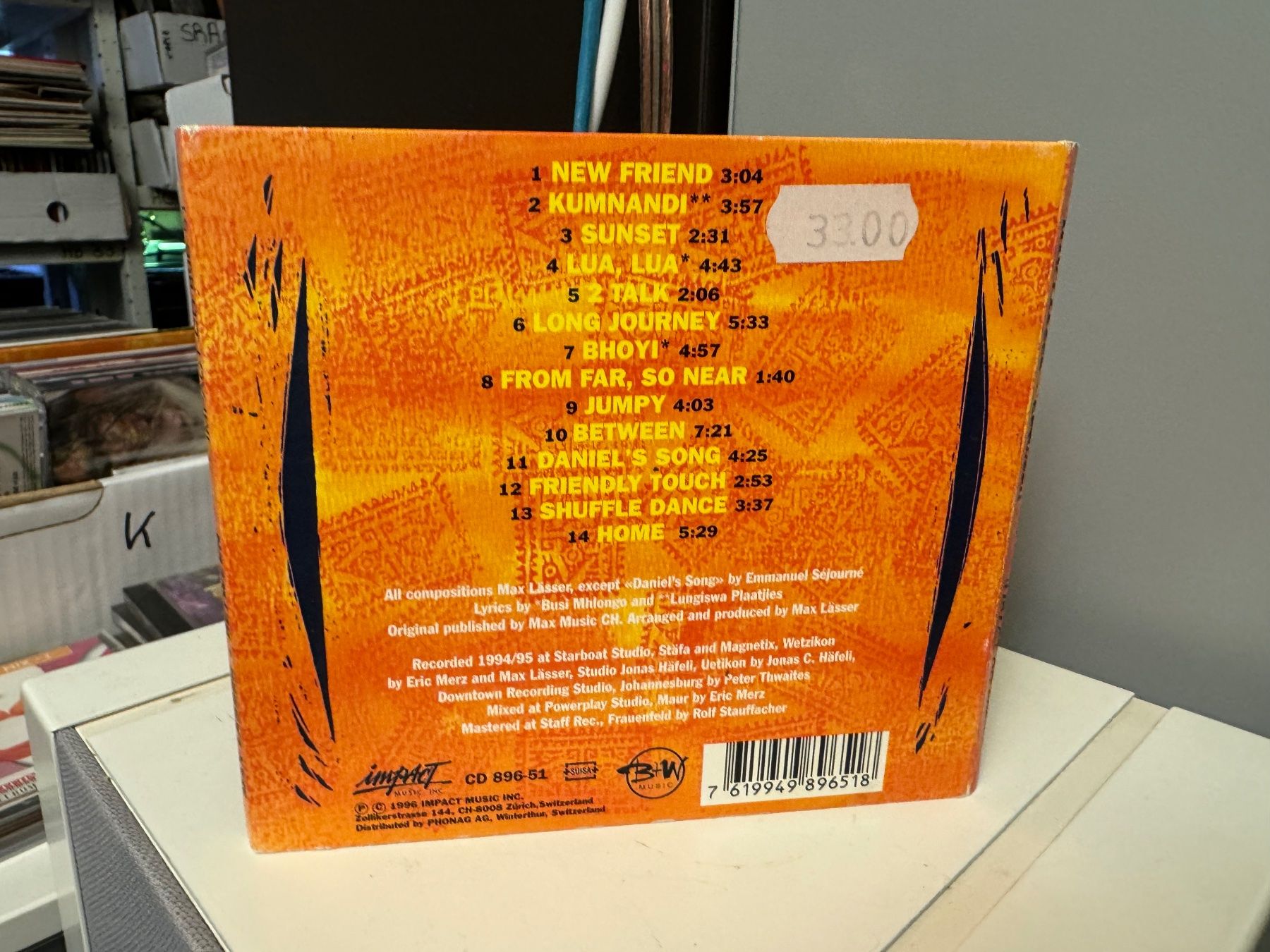 CD: Max Lässer - Between - HA11M – Usato da Küsnacht ZH venduto da swisssales.net 1