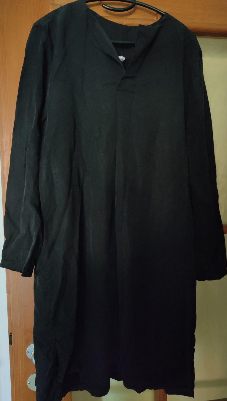 Kleider: Long Bluse/Kleid schwarz Gr.S/M – Gebraucht aus Zürich von tweetys78