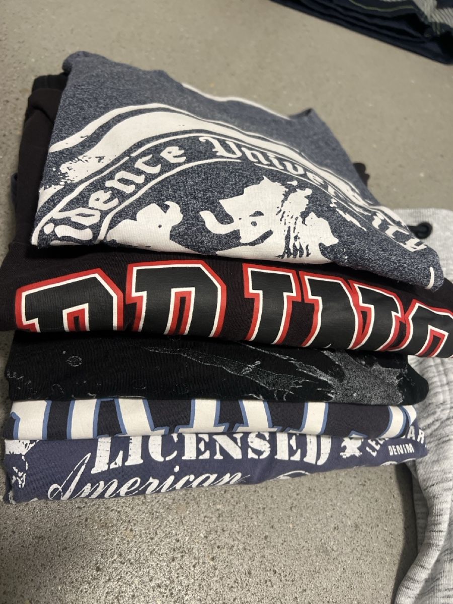 Lotti di vestiti: XXL oder 3XL Kleiderpaket – Usato da Wittenwil venduto da mx5mx5 1
