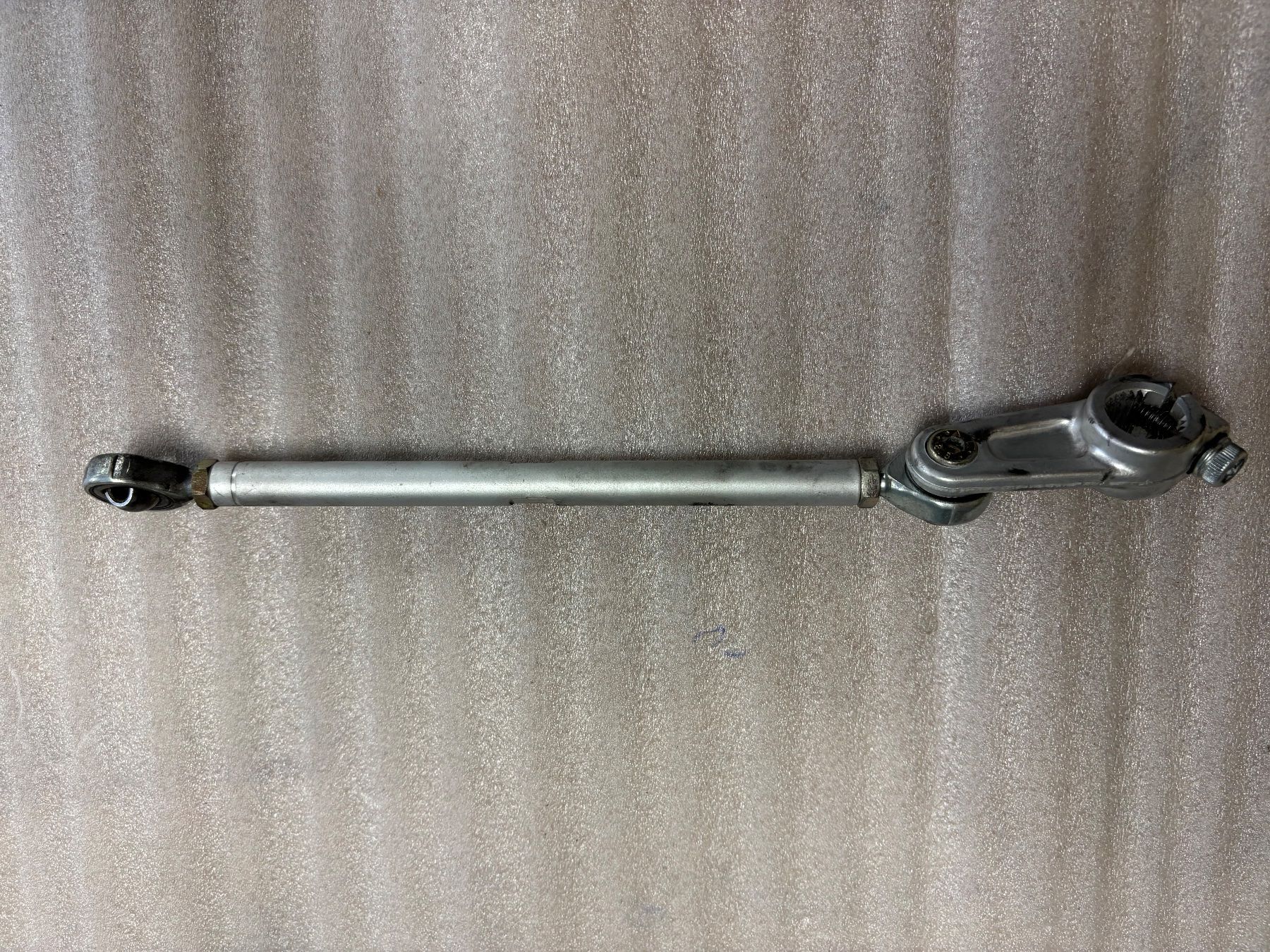 Ducati Tutti i ricambio per moto: Hintenschwingarm Ducati 1000 2003-05 – Usato da Wallbach venduto da iva_v76y