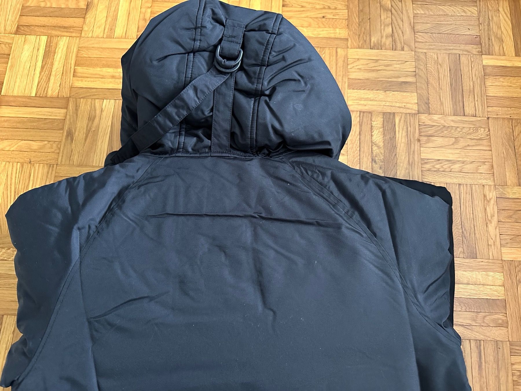 Carhartt Cappotti: Winterjacke Carhartt Gr.S – Usato da Frenkendorf venduto da Katrin02 5