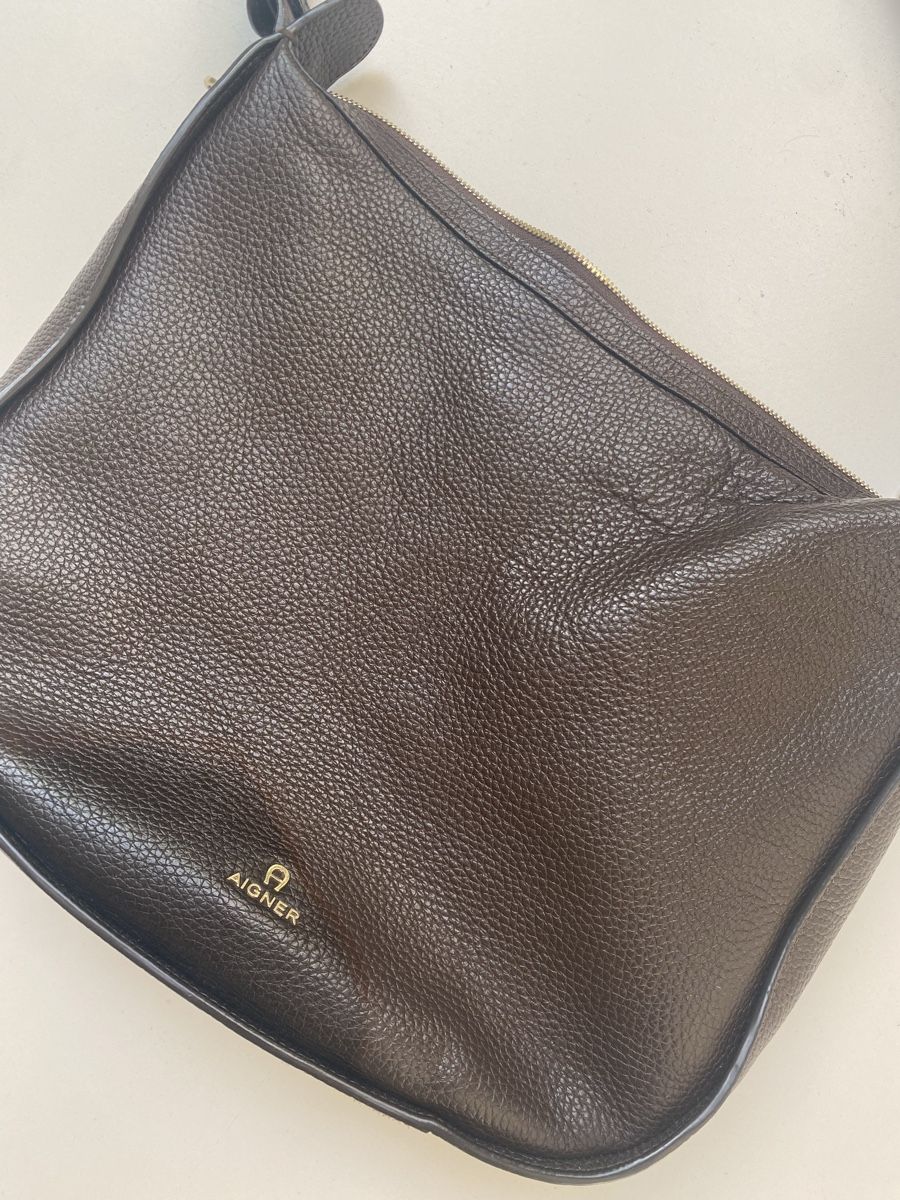 Aigner Sacs femmes: Aigner Ledertasche – D'occasion à Widen par juinl 3