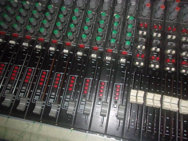 Console di mixaggio: Crest Century 40 /16Kanal – Usato da Brittnau venduto da hei_7jdk 2