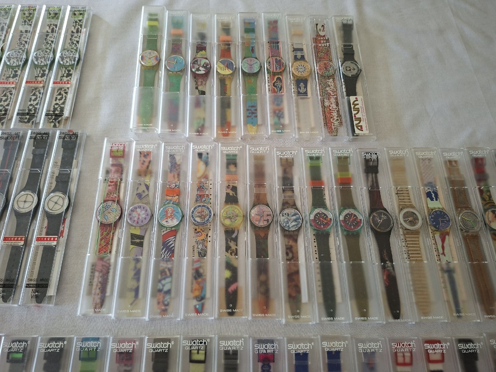 Swatch Montres: Swatch Cent 63 Stk.  – D'occasion à Spiez par -37- 4