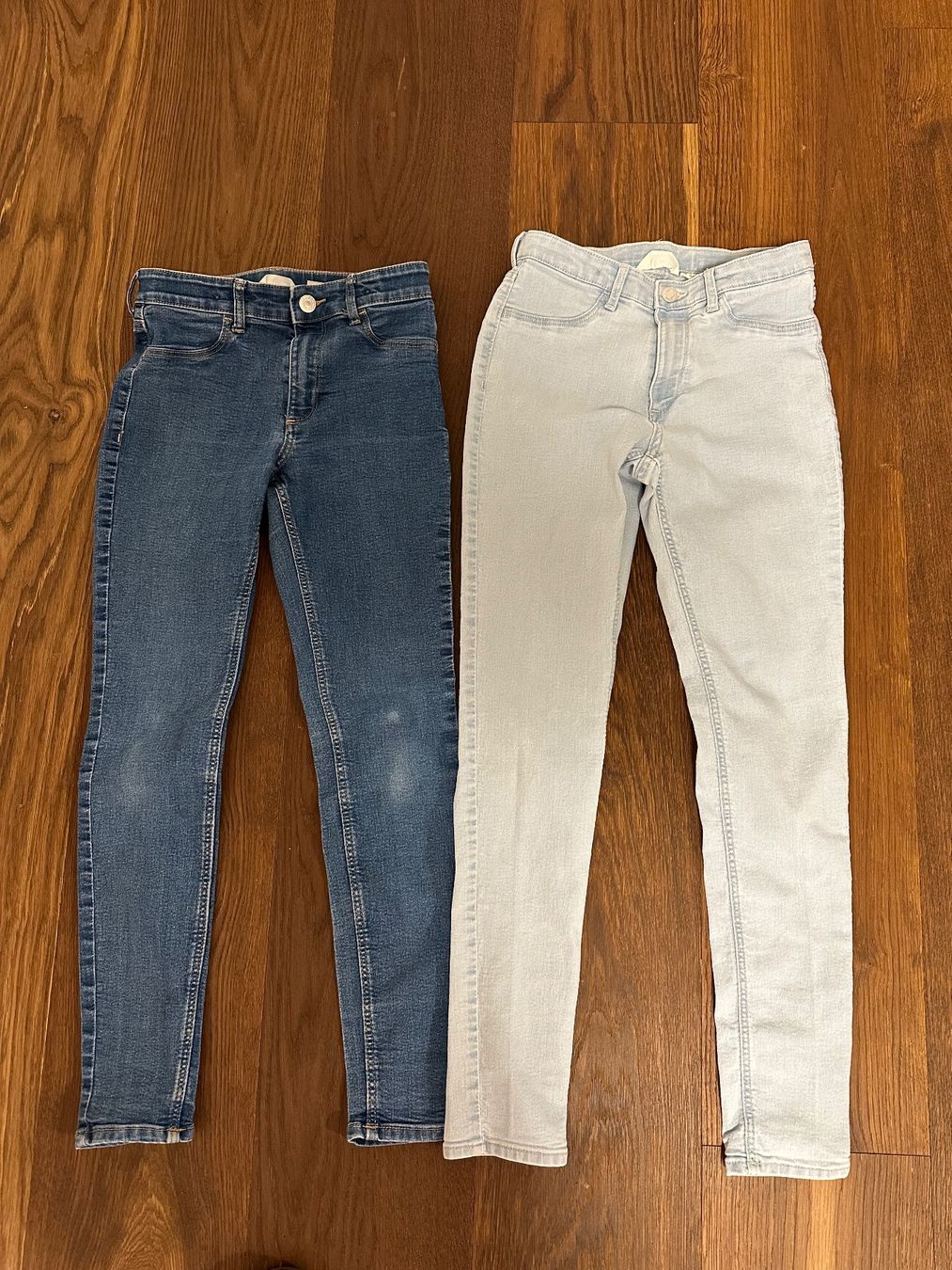 H&M Pantaloni: 2 Jeans slim fit Grösse 146 – Usato da Brunnen venduto da annitime