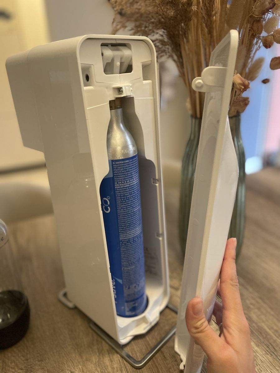 Sodastream Appareils de cuisine: SodaStream - Source Model - Includes 2 Bottles – D'occasion à Zürich par TheLillywhites 4
