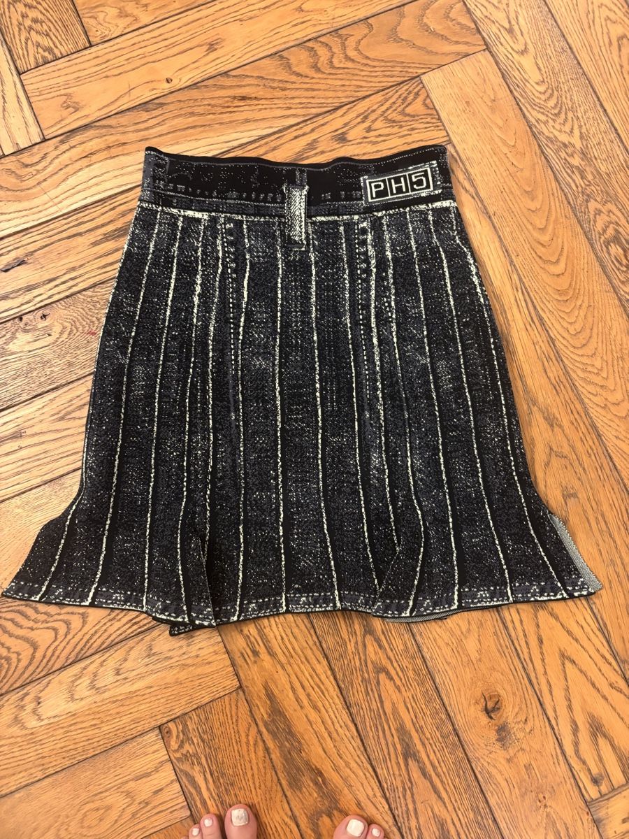 Gonne: PH5 Jeans Skirt Size L good condition – Nuovo (secondo la descrizione) da Genève venduto da leo_6pcg