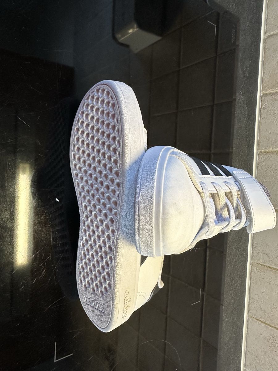 Adidas Scarpe per ragazzi: Basket adidas 33 – Nuovo (secondo la descrizione) da Servion venduto da josephine22 2