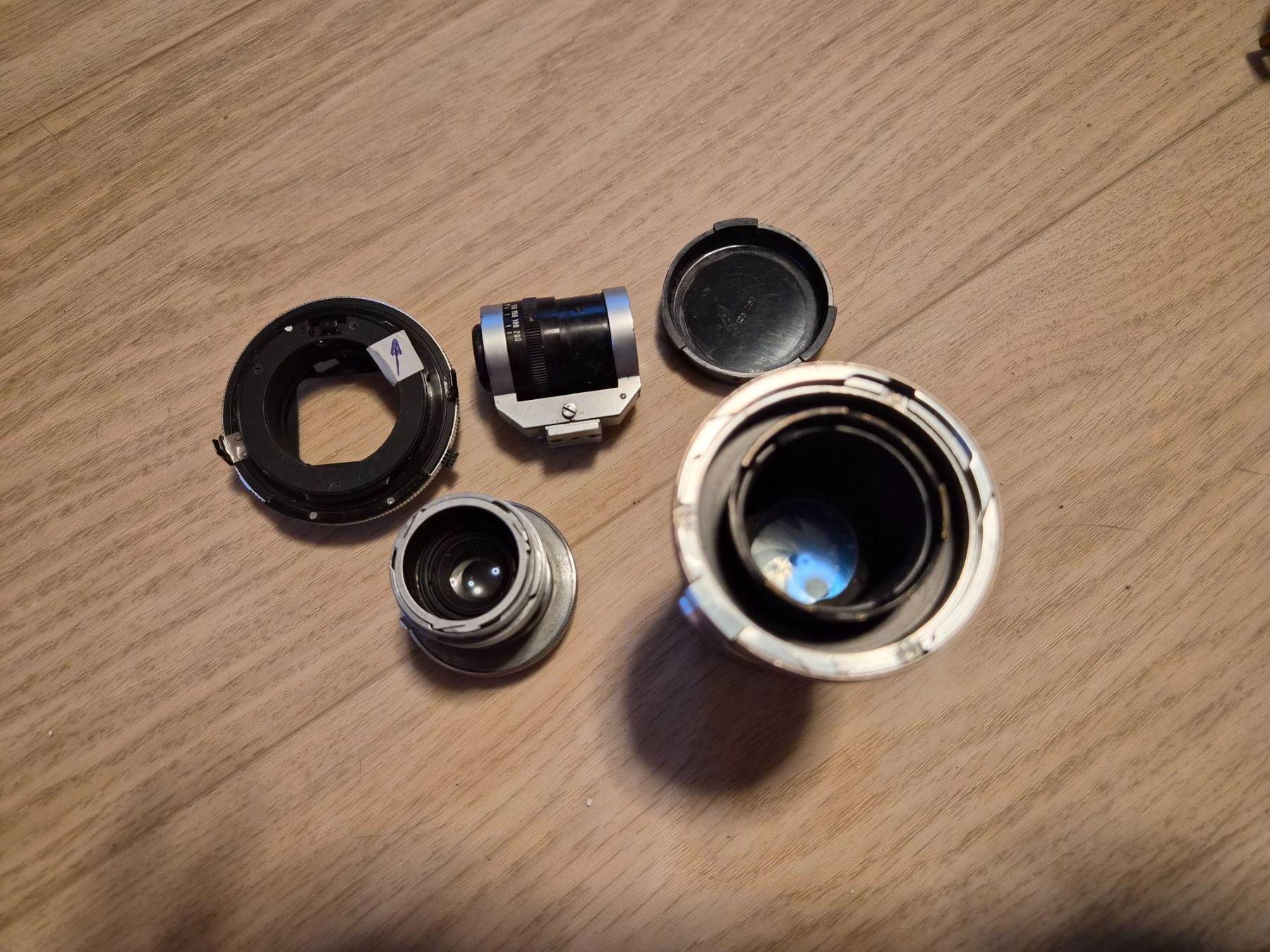 Obiettivi: Objectifs Zeiss Tessar Sonnar et accessoires – Usato da La Joux FR venduto da car_ck96 9