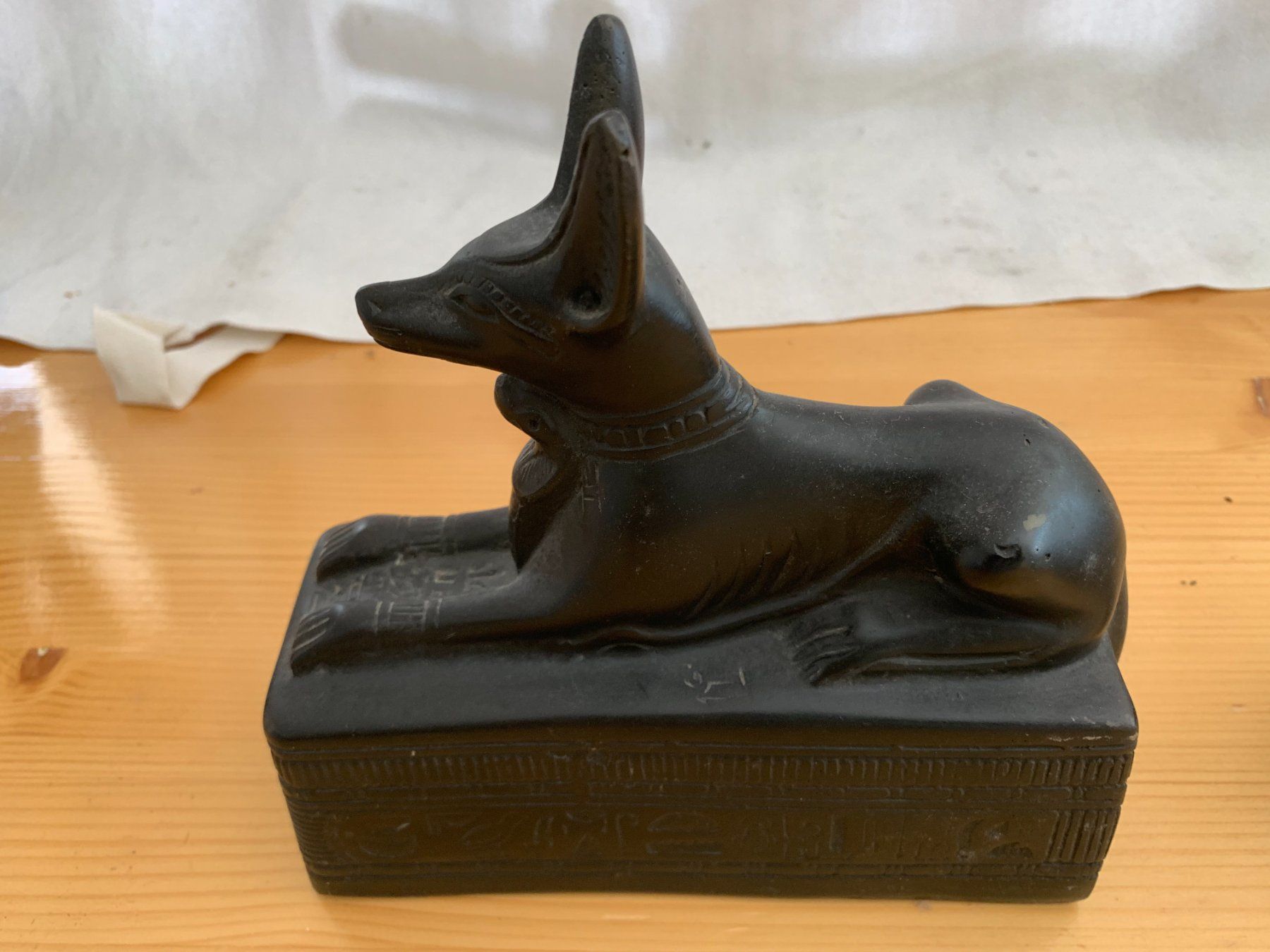 Sculture & Statue: Ägyptischer Gott Anubis sitzend – Nuovo (secondo la descrizione) da Mumpf venduto da dadaboygugulini 1
