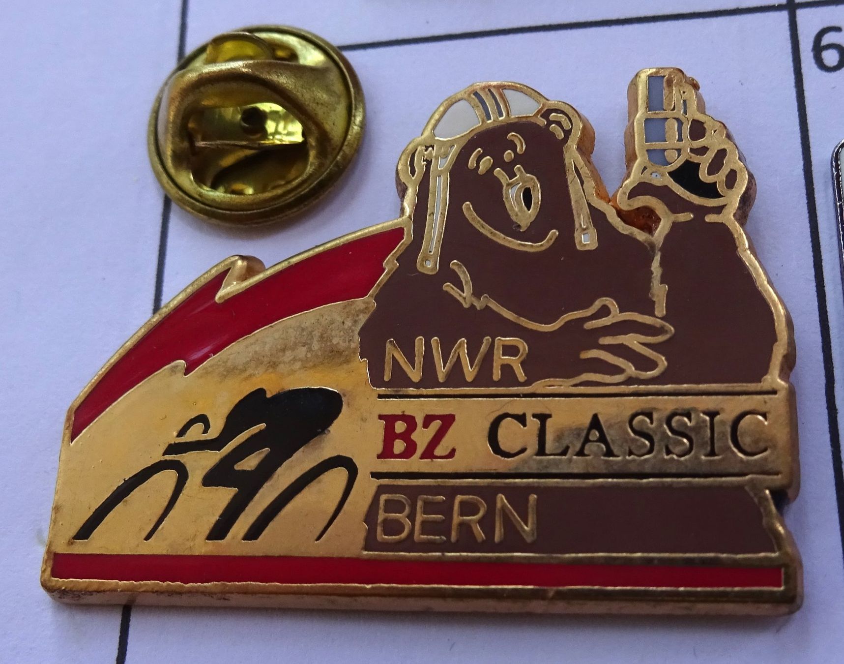 Plaquettes & Badges: Pin B Z  Classic Bern Bär – D'occasion à Utzenstorf par BUtter81