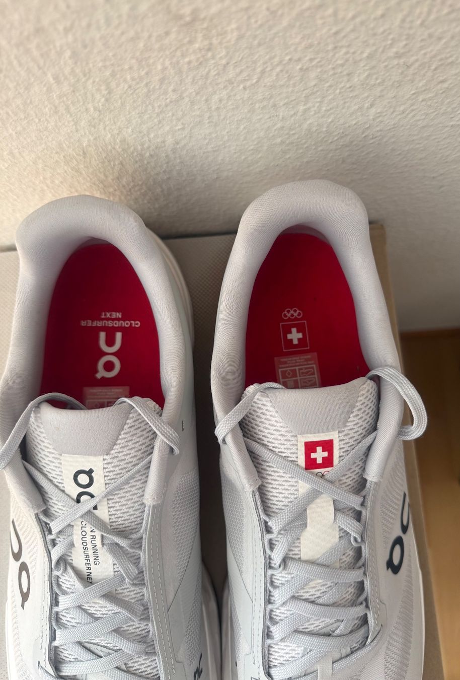 On Herrenschuhe: On Cloudsurfer CH Olympic Gr 49 Neu – Neu und originalverpackt aus Zürich von shq_nm2c 2
