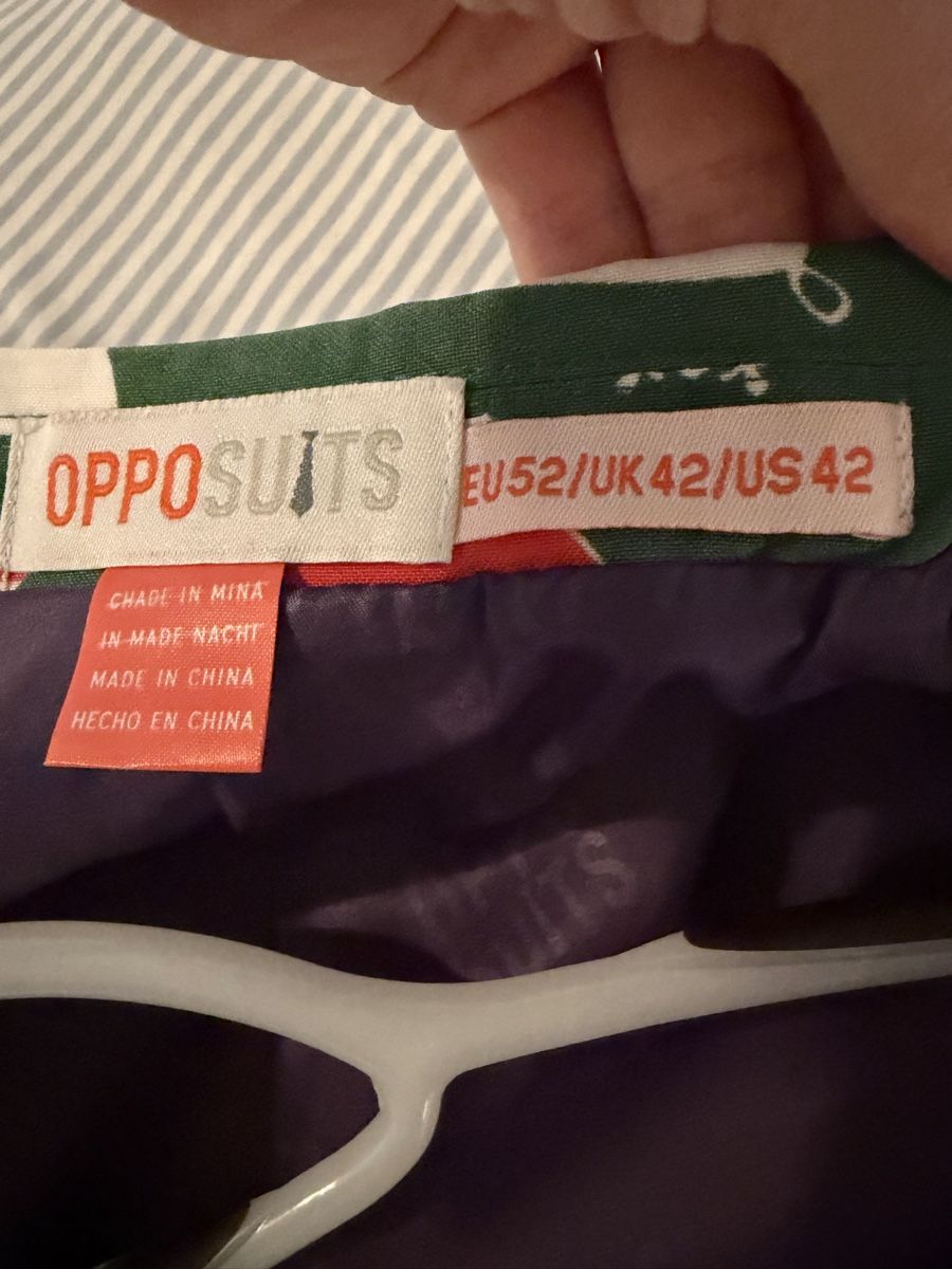 Oppo Anzüge: OppoSuits Anzug Grösse EU52, Weihnachtsmuster – Gebraucht aus Küsnacht ZH von ToddyGinger 3