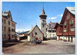 Villa (Lugnez), Dorfplatz