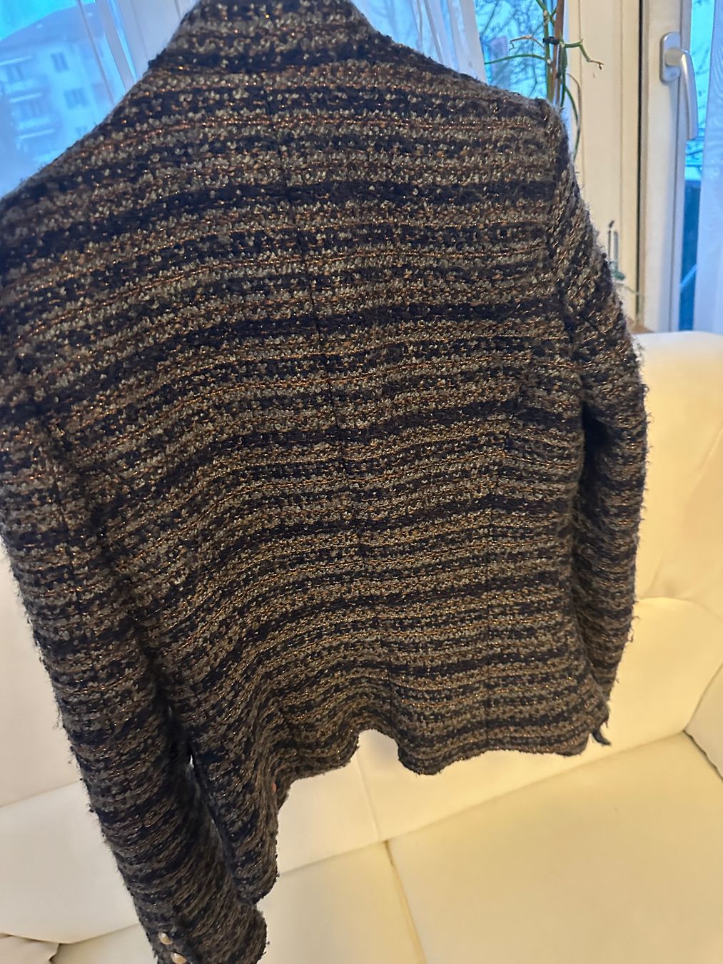 Zara Jacken: Tweed Jacke – Gebraucht aus Glattbrugg von tina063 1