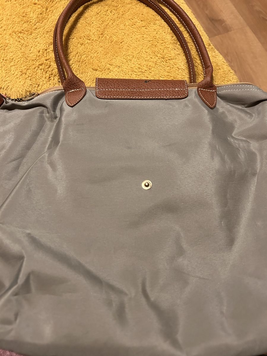 Longchamp Sacs femmes: Sac pliage Longchamp – D'occasion à Noville par Malik2017 3