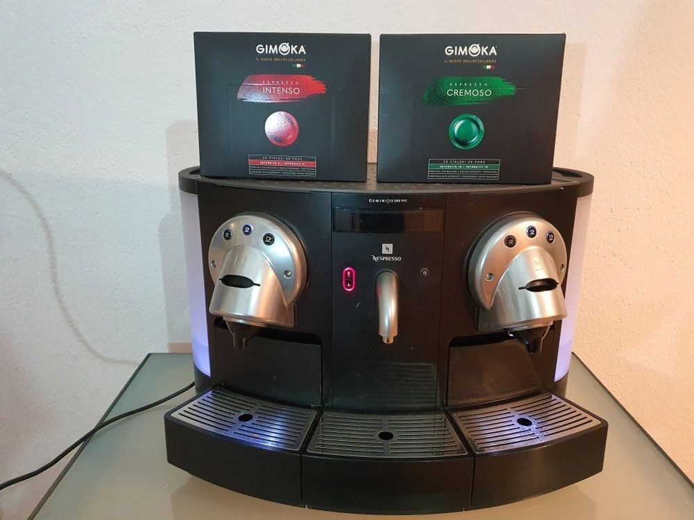 Machine à café NESPRESSO Gemini CS 200 PRO