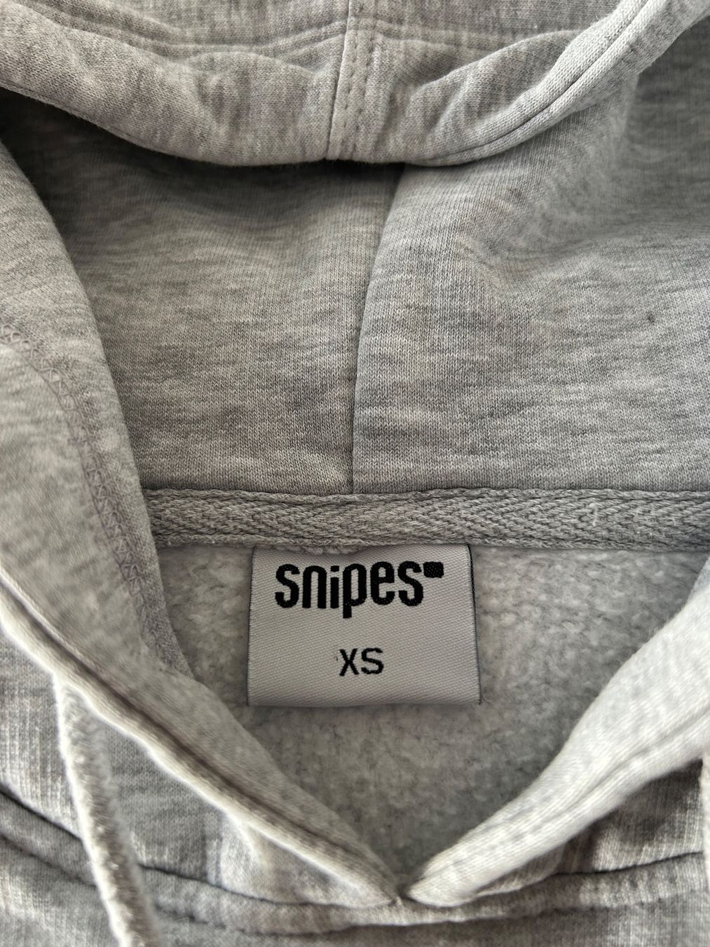 Snipes Maglioni & Felpe: grauer SNIPES Hoodie/Kapuzenpullover, Gr. XS – Usato da Cham venduto da milaur 1