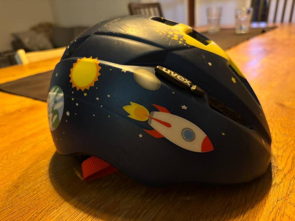 Uvex Caschi: Casco bambino 46-52cm – Usato da Sementina venduto da mar_vhn7