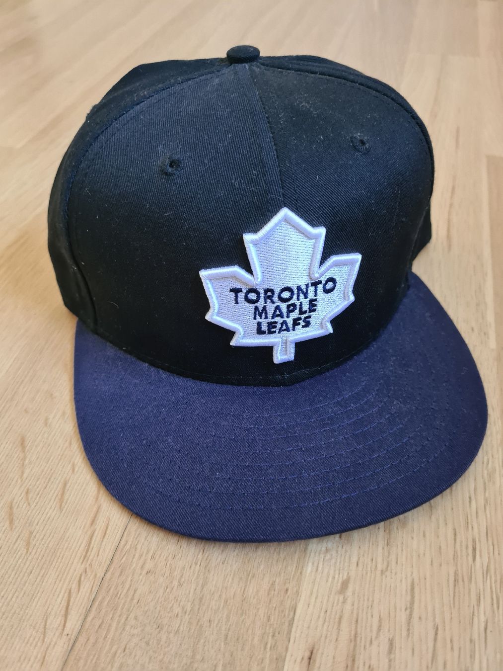 New Era Copricapi, berretti & cappellini: Toronto Maple Leafs NHL Cap - S/M – Usato da Zürich venduto da MaLa8057 1