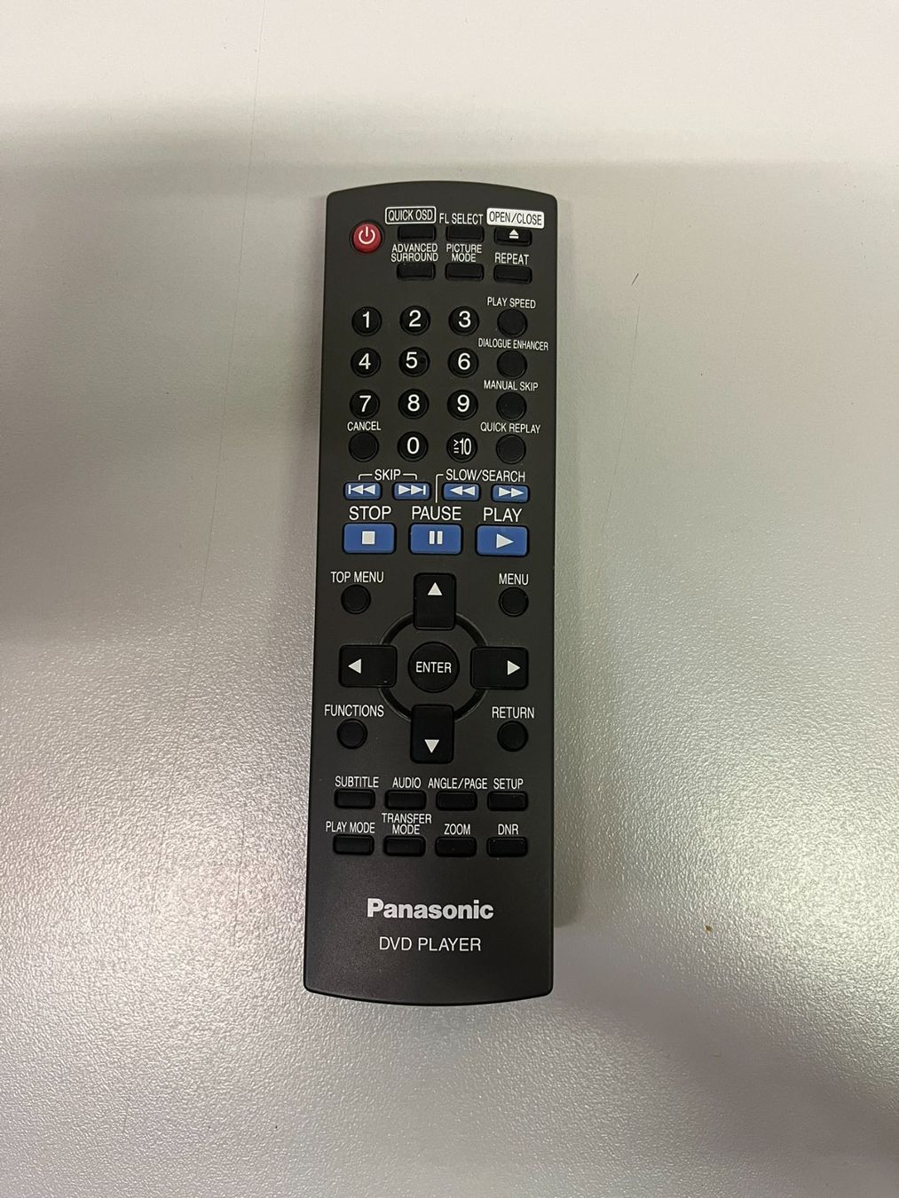 Tutti i DVDs: Panasonic DVD-S33 – Usato da Hochdorf venduto da av-electronics 7