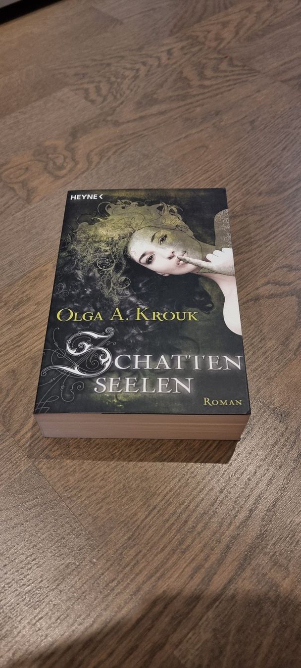 Libri: Schattenseelen -  Olga A Krouk – Usato da Hinterforst venduto da impatiently