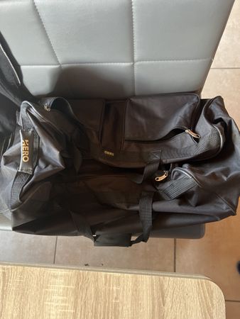 Hero Reisetasche auf Rollen, Top Zustand, Schwarz!