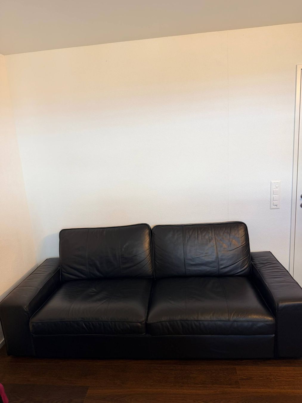 Sofas: Ledersofa – Gebraucht aus Grenchen von vik_ybm9
