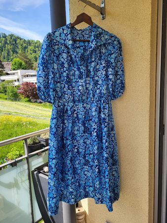 Seiden Kleid von Hand genäht Einzelstück