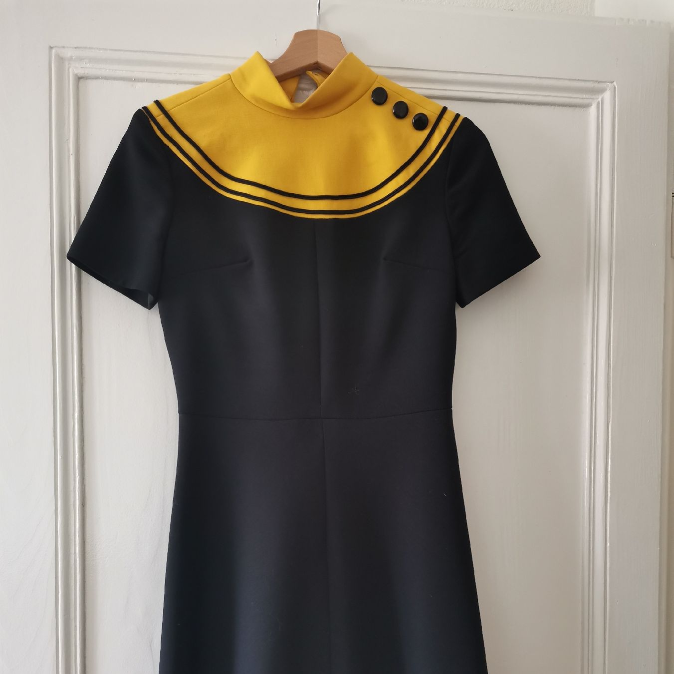 Vestiti: Robe VINTAGE – Usato da La Chaux-de-Fonds venduto da Catchmi 1