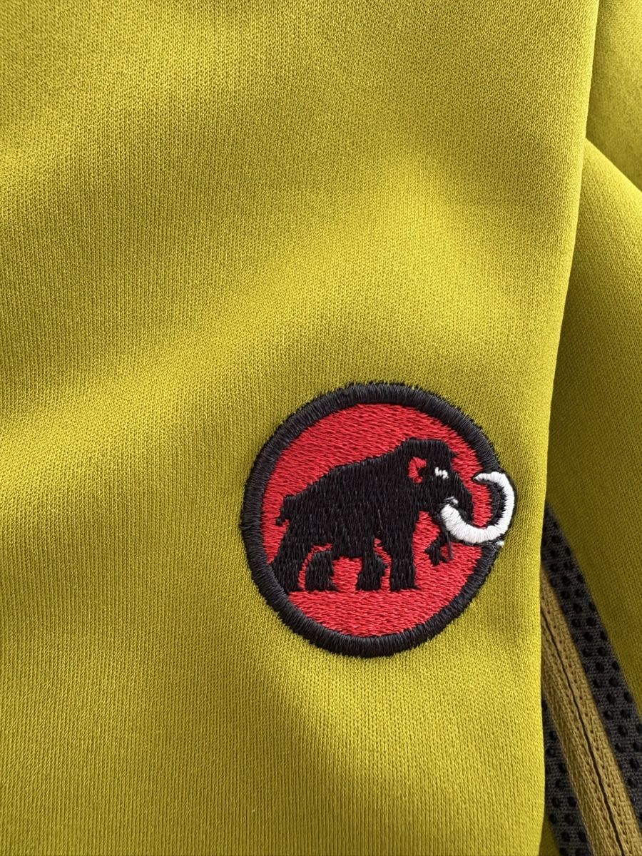 Mammut Giacche: Mammut Windstopper Softshell Jacket M - Great for hiking – Usato da Obbürgen venduto da cla_x9h6 2