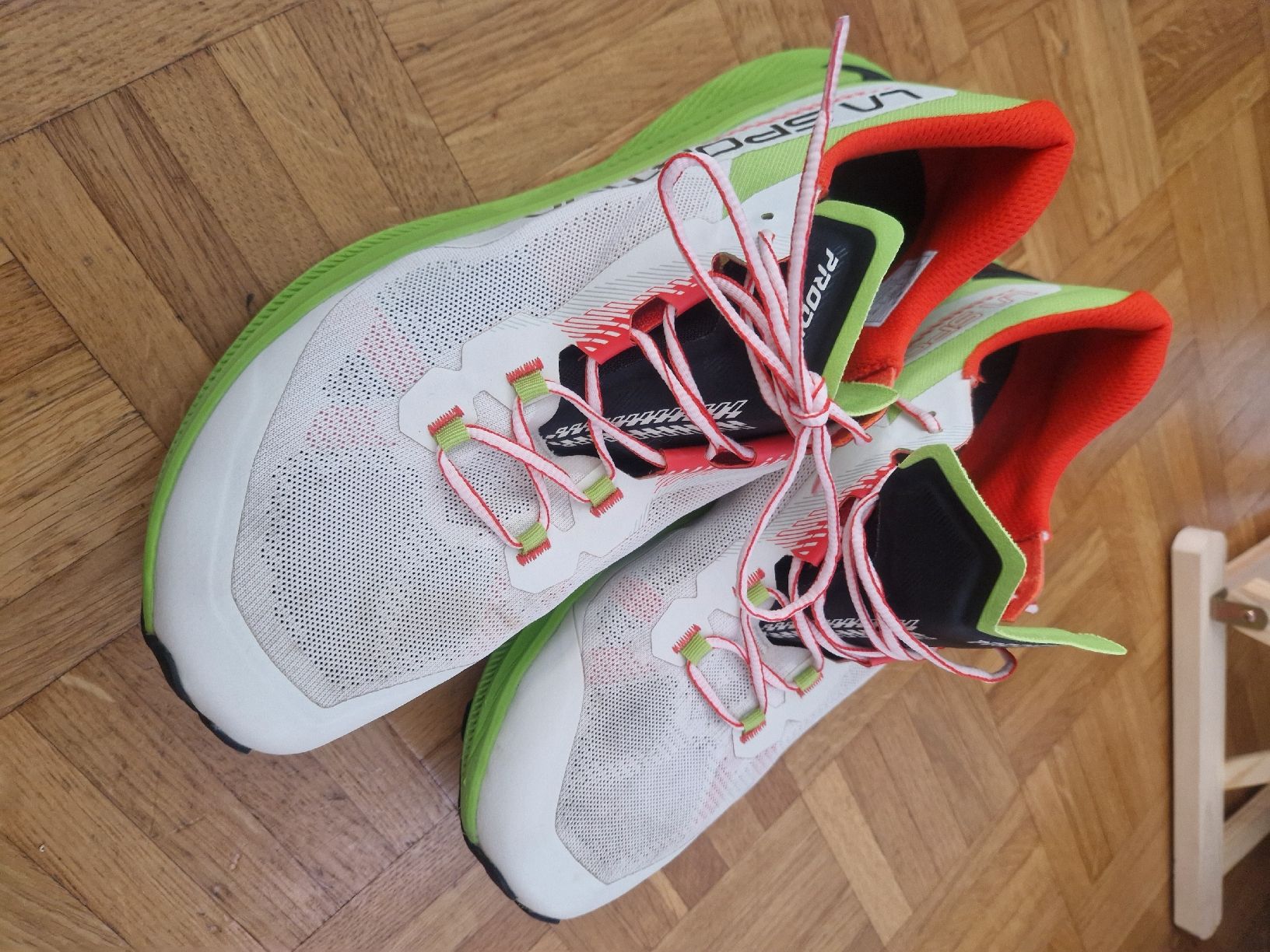 La Sportiva Herrenschuhe: Baskettes LA SPORTIVA 44 .5 – Neu (gemäss Beschreibung) aus Chavannes pres renens von Scbel