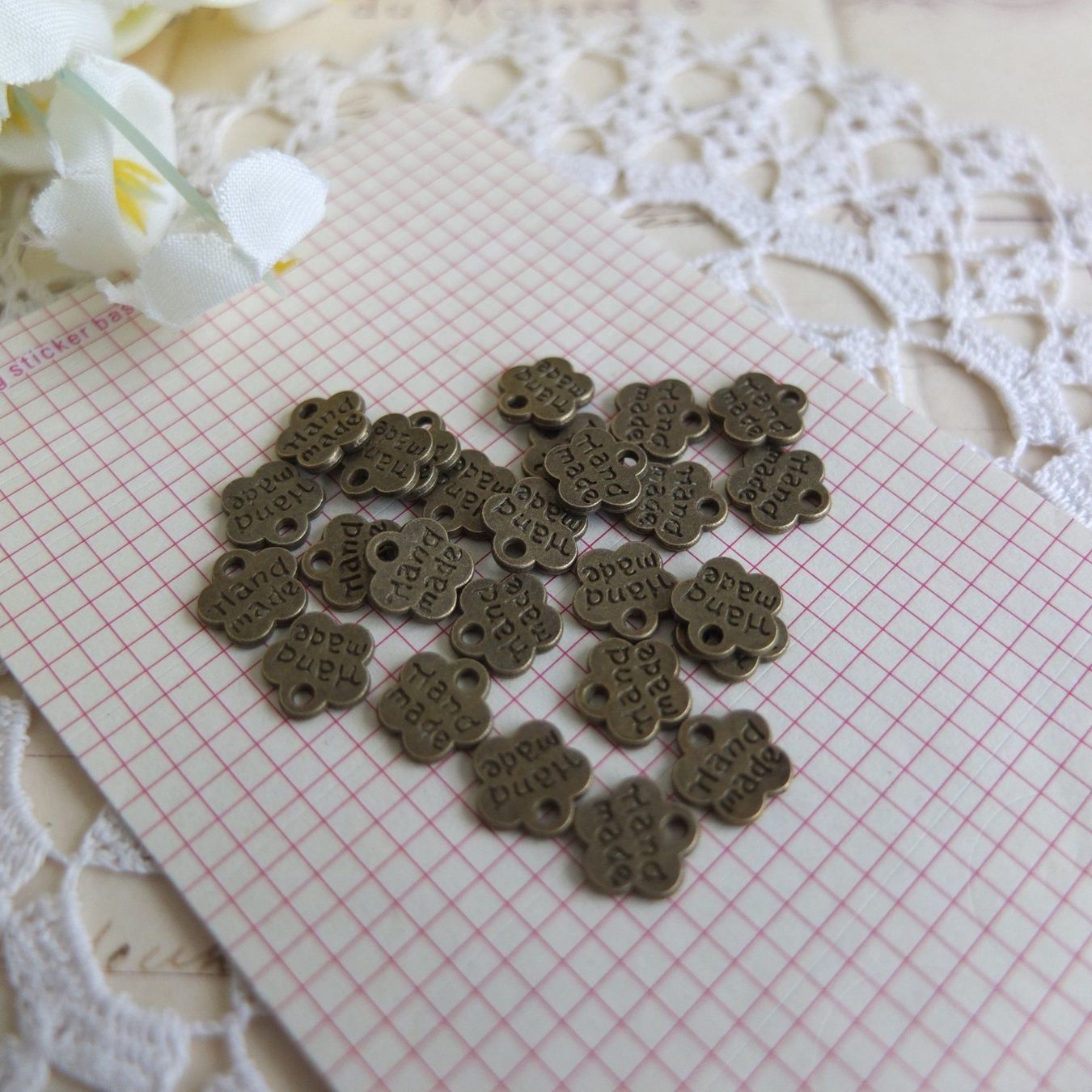 Materiale per decorazioni: 25x Anhanger Handmade Pendentif Bronze – Nuovo (secondo la descrizione) da Meyrin venduto da laservette99