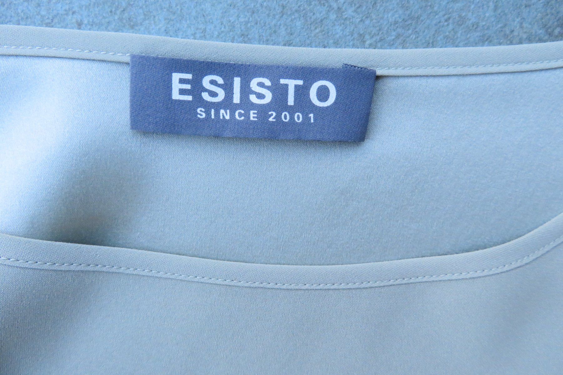 Camicette: Designerbluse ESISTO Seidenstretch Grösse S – Nuovo (secondo la descrizione) da Wil ZH venduto da Tamagy 1