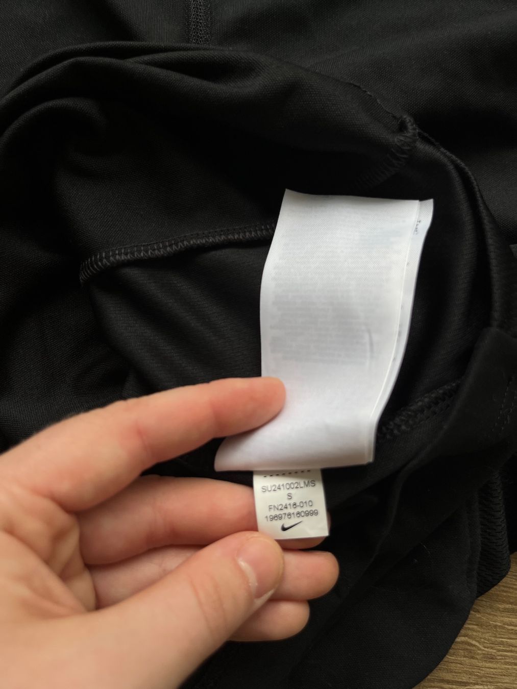Nike Pullover & Sweatshirts: Nike Funktionsshirt – Neu (gemäss Beschreibung) aus Zuzwil SG von dieschnellemichelle 4