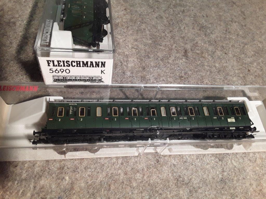 Fleischmann Trains électriques: Fleischmann 5690 – D'occasion à Büsingen par Flohminator 5