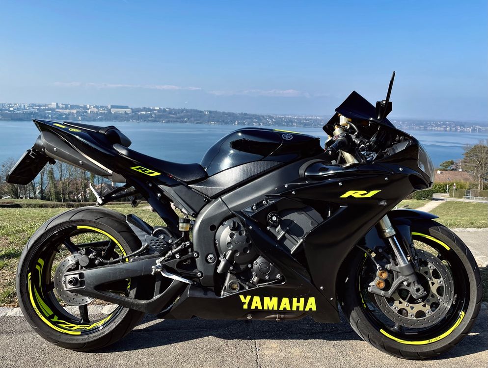 Verwunderlich Yamaha R1 Kaufen Bilder