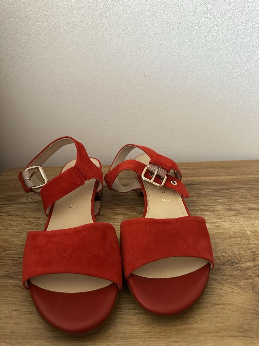 Gabor Damenschuhe: Rote Schuhe Gabor – Neu (gemäss Beschreibung) aus Visp von inf_7cg2 1