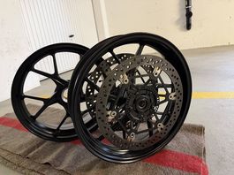 Ducati Panigale / Streetfighter V4 17 Zoll