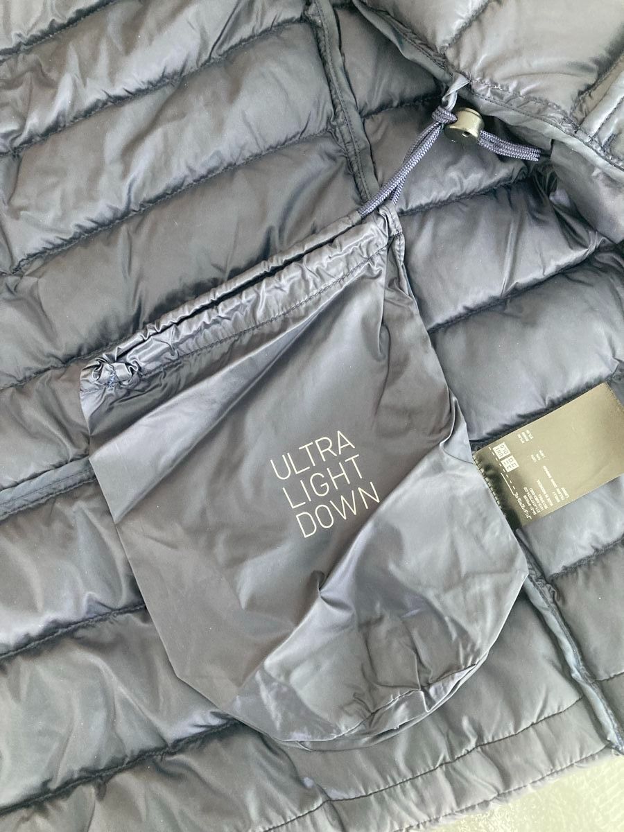 Uniqlo Gilet & Giacche senza maniche: UNIQLO Ultralight Down Jacket, dunkelblau, mit Tasche, top – Nuovo (secondo la descrizione) da Zürich venduto da dolcicaramelle 7