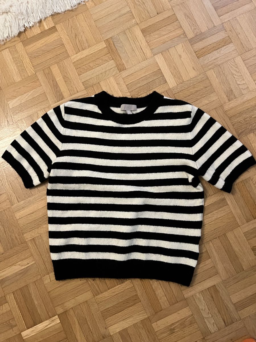 H&M T-shirt: Gest. Strickpullover kurzarm Ringel Schwarz Weiss Gr. M – Usato da Zürich venduto da sop_xbd7 1