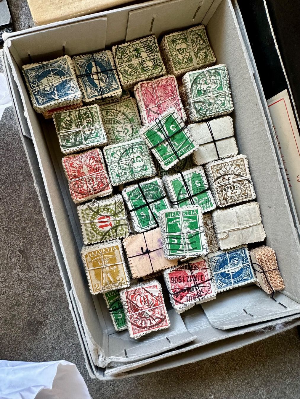 Tutti i francobolli: BRIEFMARKENSAMMLUNG AB 1.-!!! – Usato da Zürich venduto da NIKI777 1