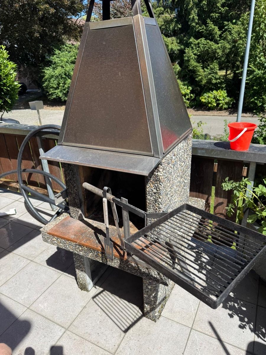 Griglie: Gartencheminée / Gartengrill – Usato da Laupen BE venduto da arime 2
