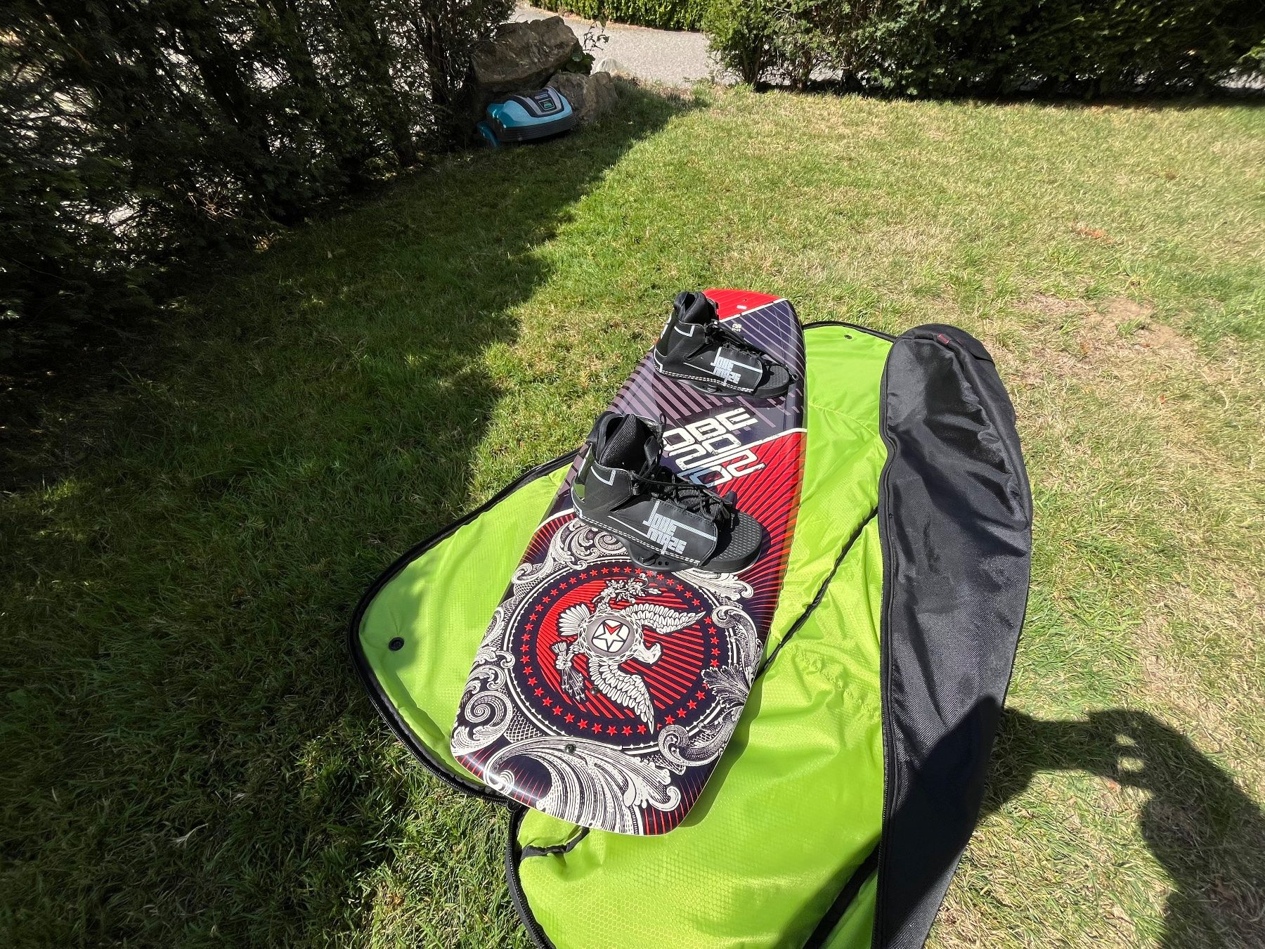 Surfboards & Schwimmbrette: Wakeboard inklusive Liquid Force Tasche Neuwertig – Neu (gemäss Beschreibung) aus Ehrendingen von Frizli 4