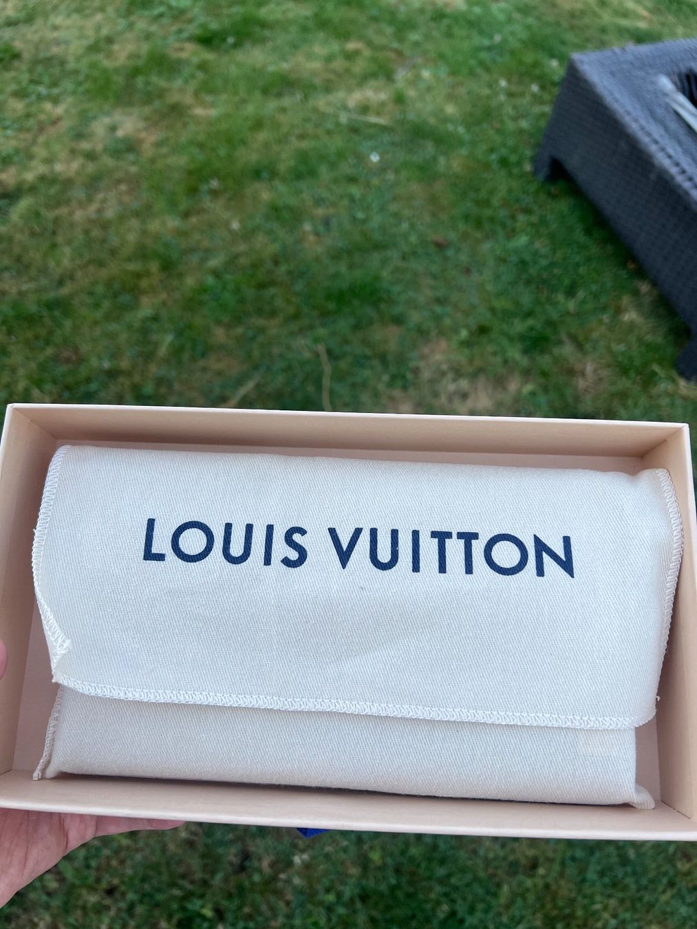 Louis Vuitton Portafogli: Louis Vuitton Sarah Wallet - Epi Leder - Viola – Usato da Derendingen venduto da MDPshopandmore 6