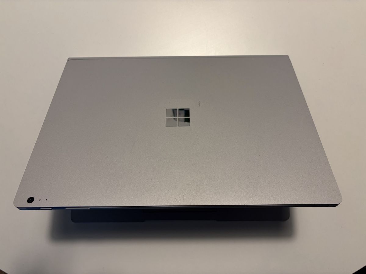 Microsoft Portables: Microsoft Surface Book 2 – D'occasion à Zürich par arb_6r97 1
