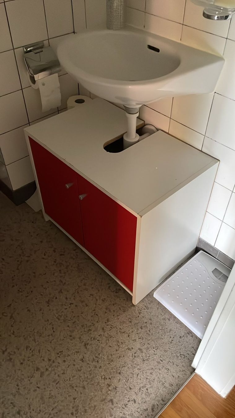 Mobili per bagno: Badezimmerkästchen – Usato da Kehrsatz venduto da dafifrle